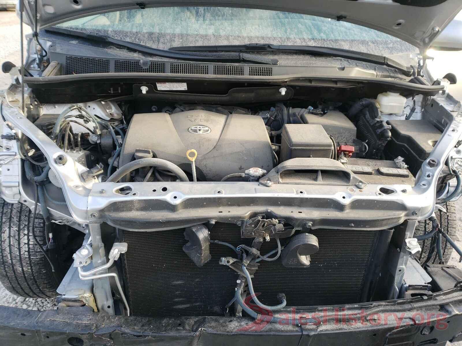 5TDYZ3DC5JS956006 2018 TOYOTA SIENNA