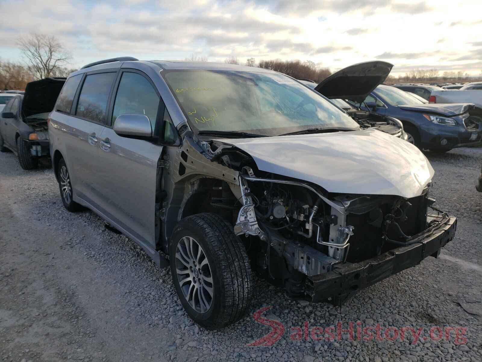 5TDYZ3DC5JS956006 2018 TOYOTA SIENNA