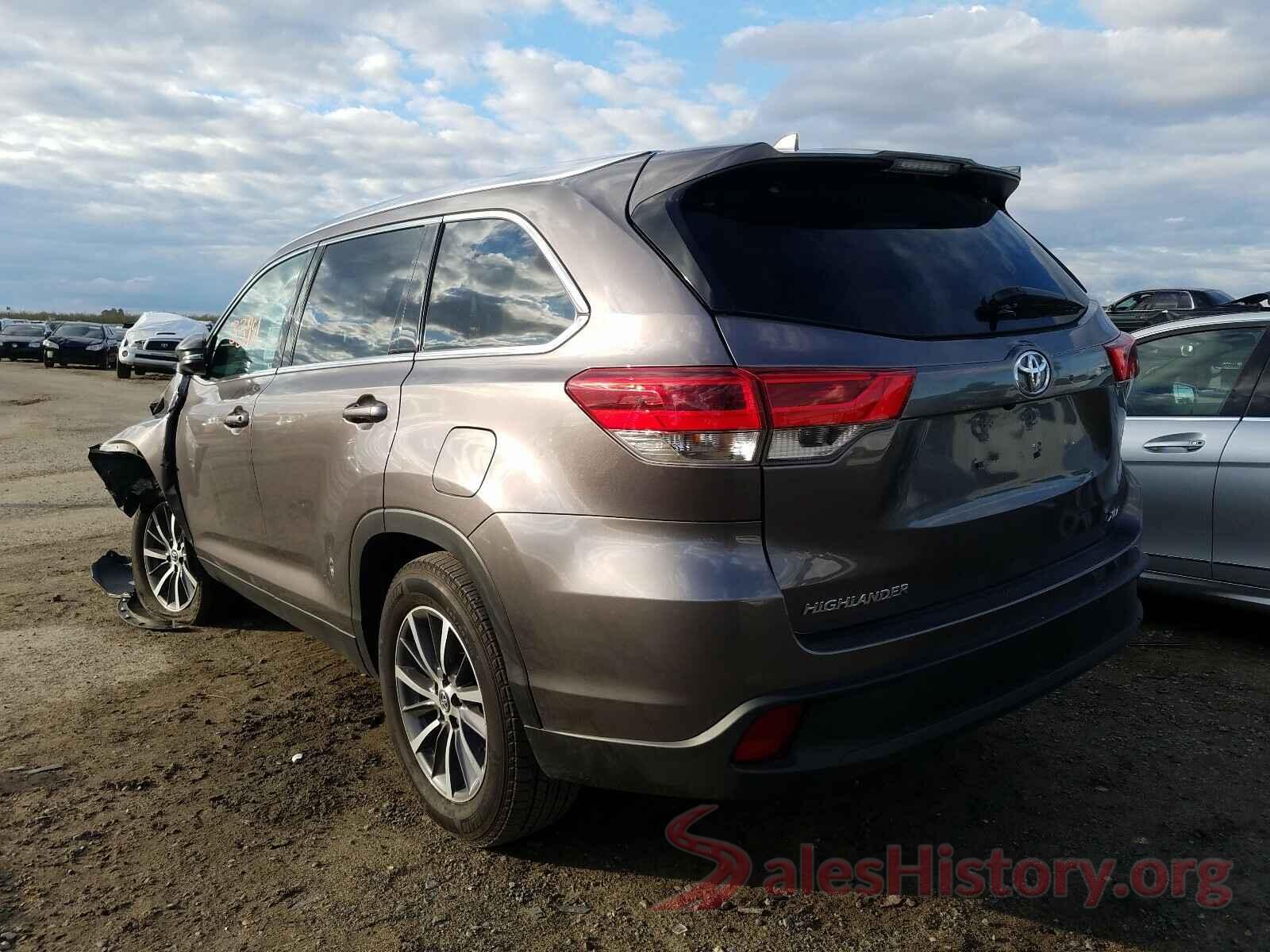 5TDKZRFHXKS560219 2019 TOYOTA HIGHLANDER