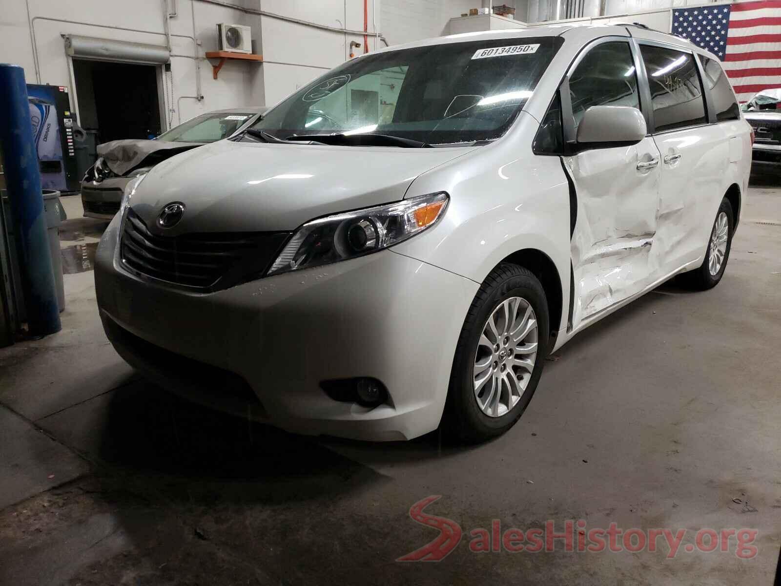 5TDYZ3DC8HS796052 2017 TOYOTA SIENNA