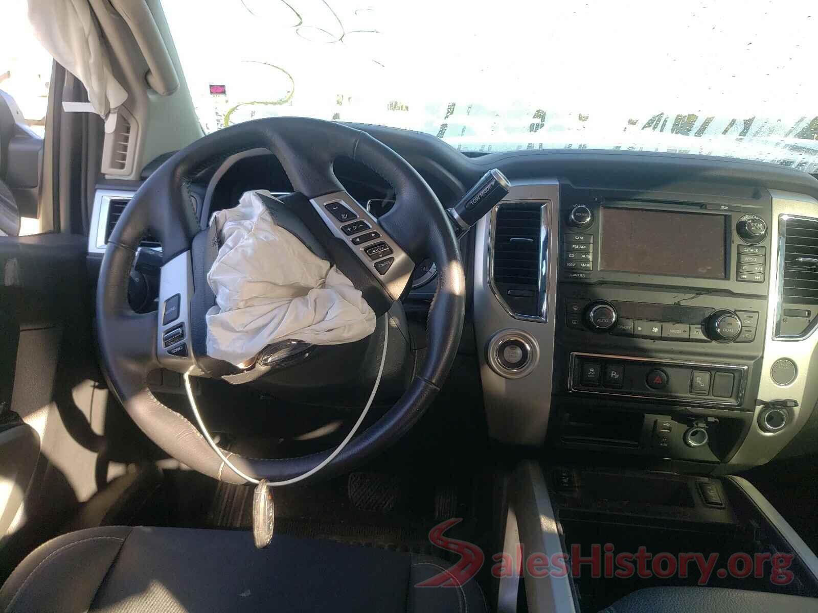 1N6AA1E69JN535608 2018 NISSAN TITAN