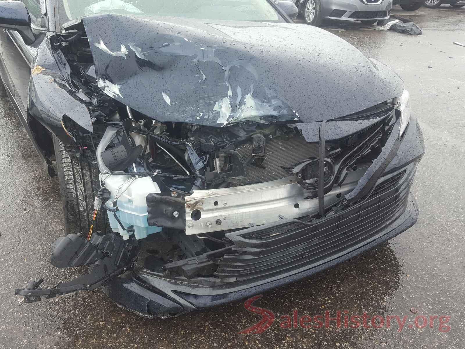 4T1B11HK8JU635183 2018 TOYOTA CAMRY