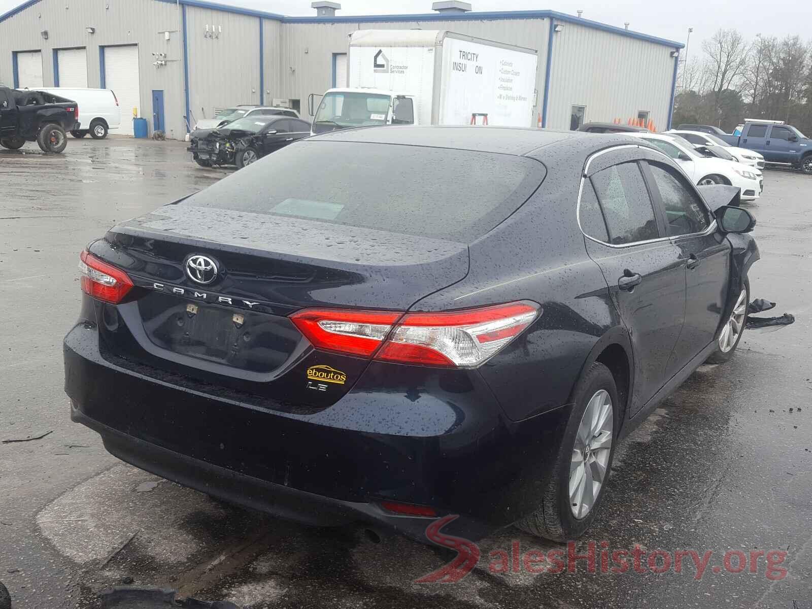 4T1B11HK8JU635183 2018 TOYOTA CAMRY