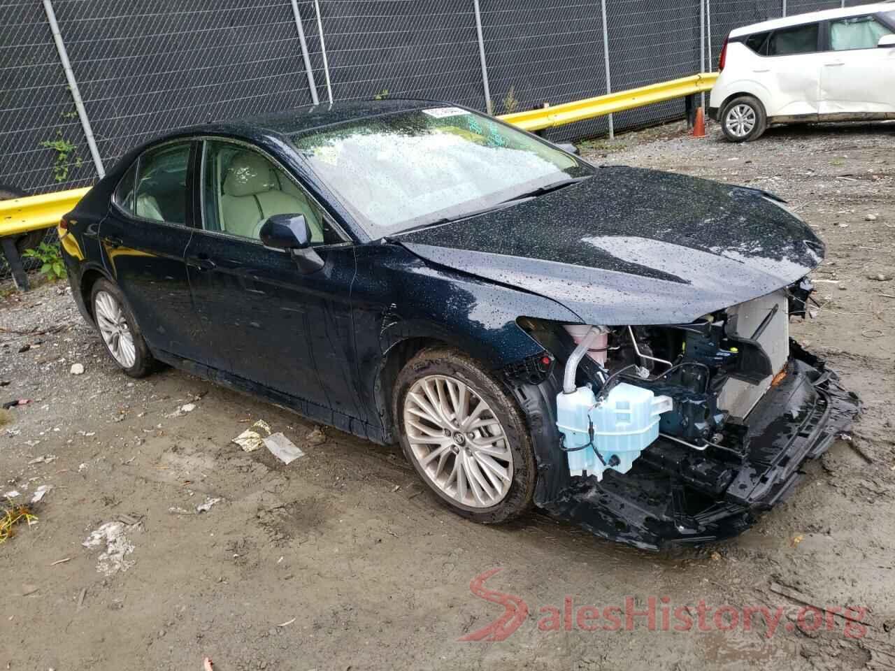 4T1B11HK2KU264751 2019 TOYOTA CAMRY