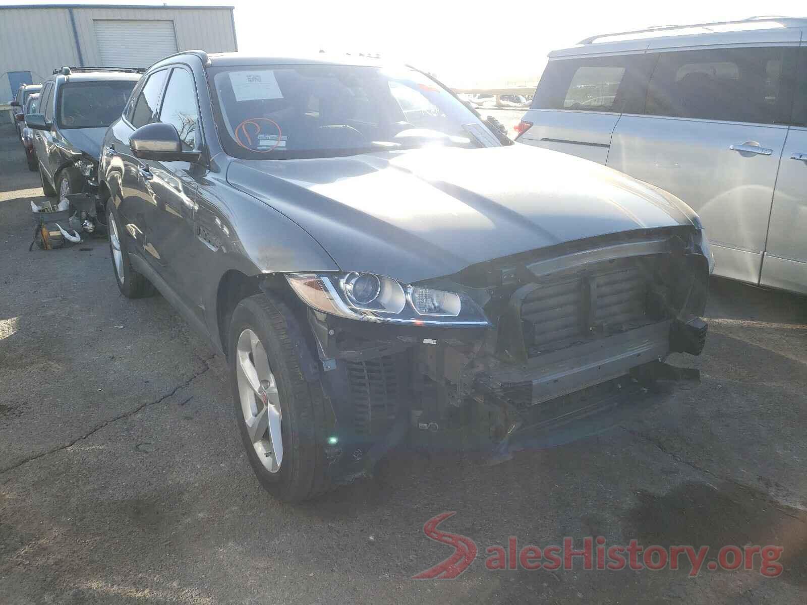 SADCJ2BV6HA883658 2017 JAGUAR F-PACE