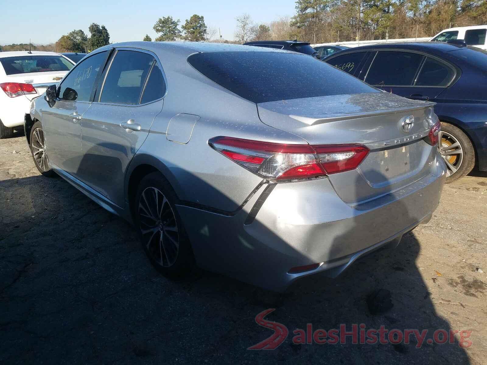 4T1B11HK8JU655711 2018 TOYOTA CAMRY