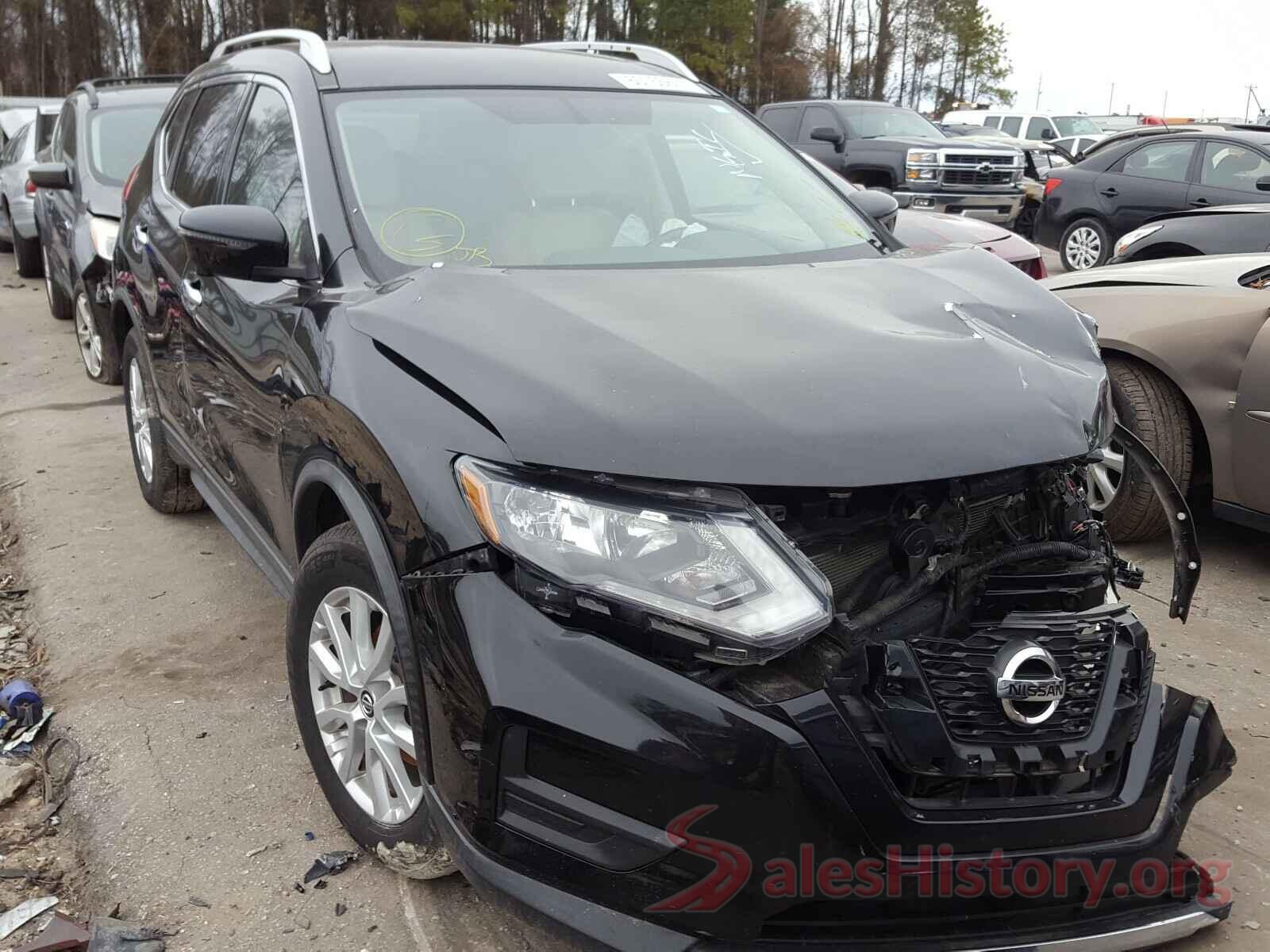 KNMAT2MT7HP504026 2017 NISSAN ROGUE