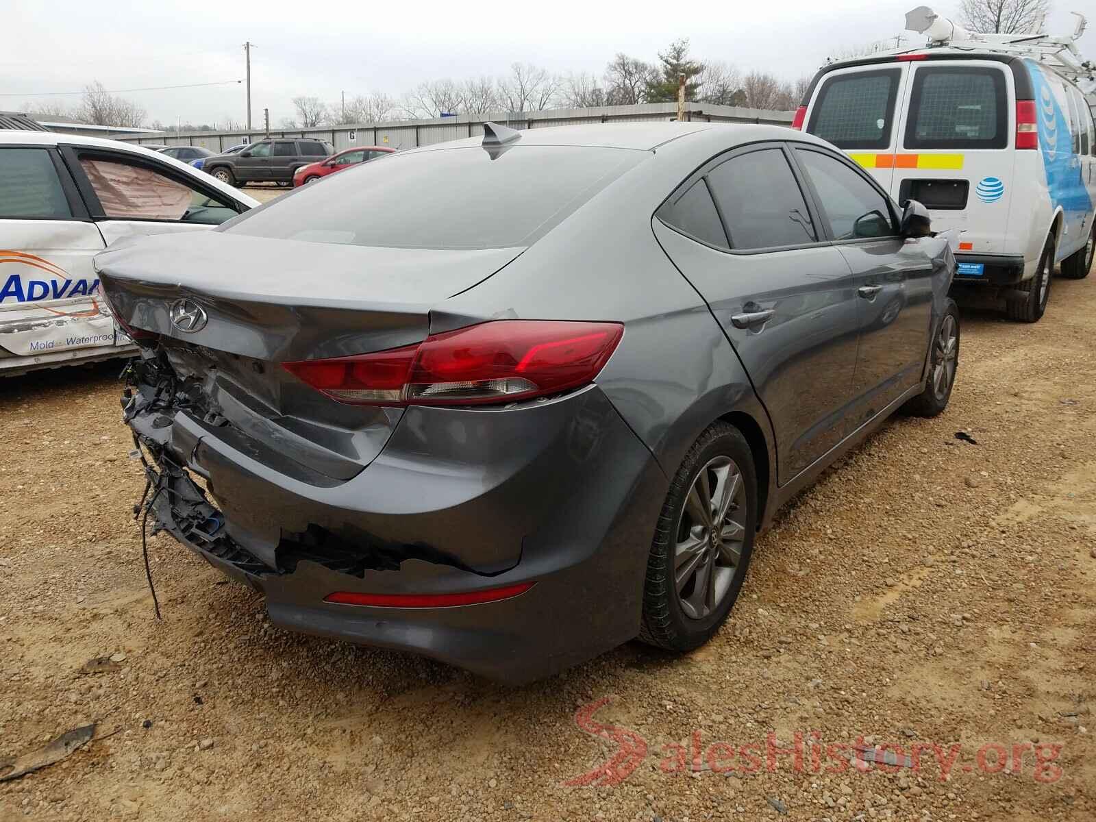 5NPD84LF4JH239752 2018 HYUNDAI ELANTRA