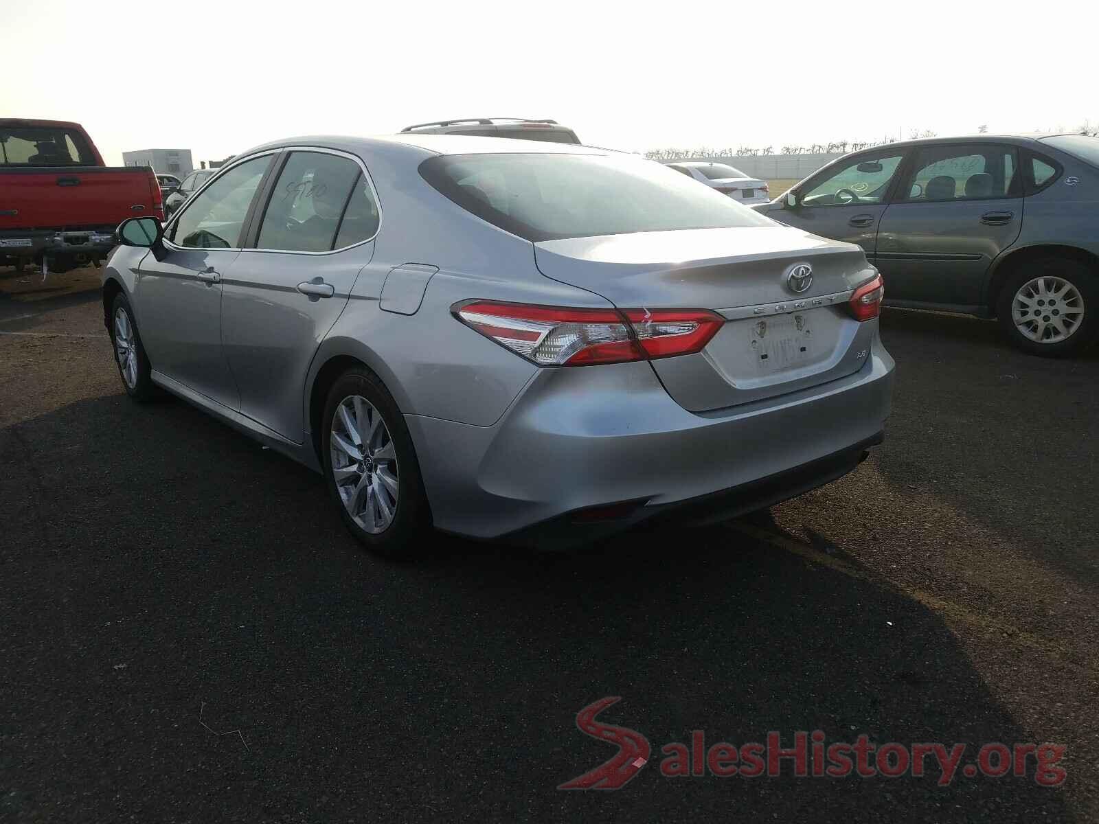 4T1B11HKXJU510623 2018 TOYOTA CAMRY