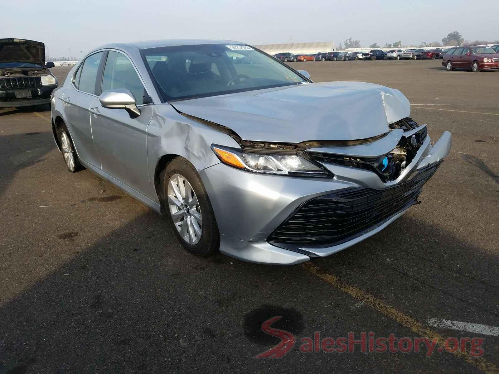 4T1B11HKXJU510623 2018 TOYOTA CAMRY