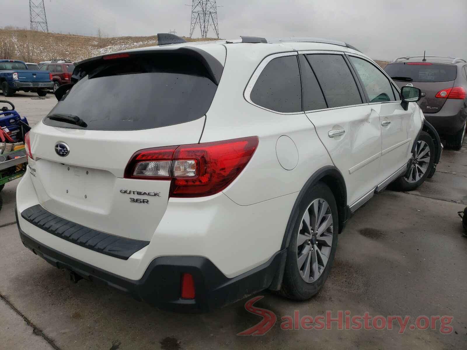 4S4BSETC9J3231660 2018 SUBARU OUTBACK