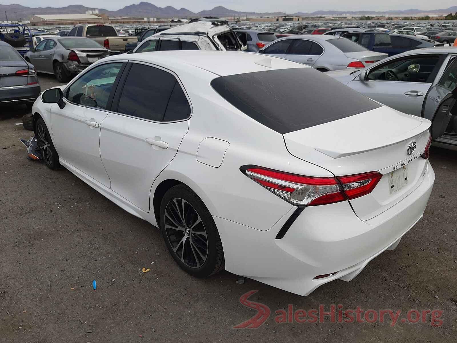 4T1G11AK4LU929084 2020 TOYOTA CAMRY