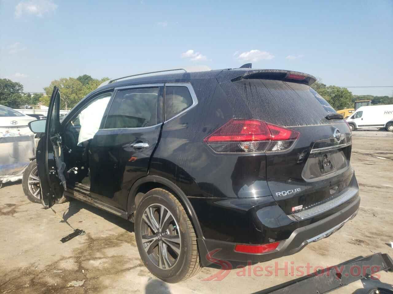 5N1AT2MV2HC833169 2017 NISSAN ROGUE