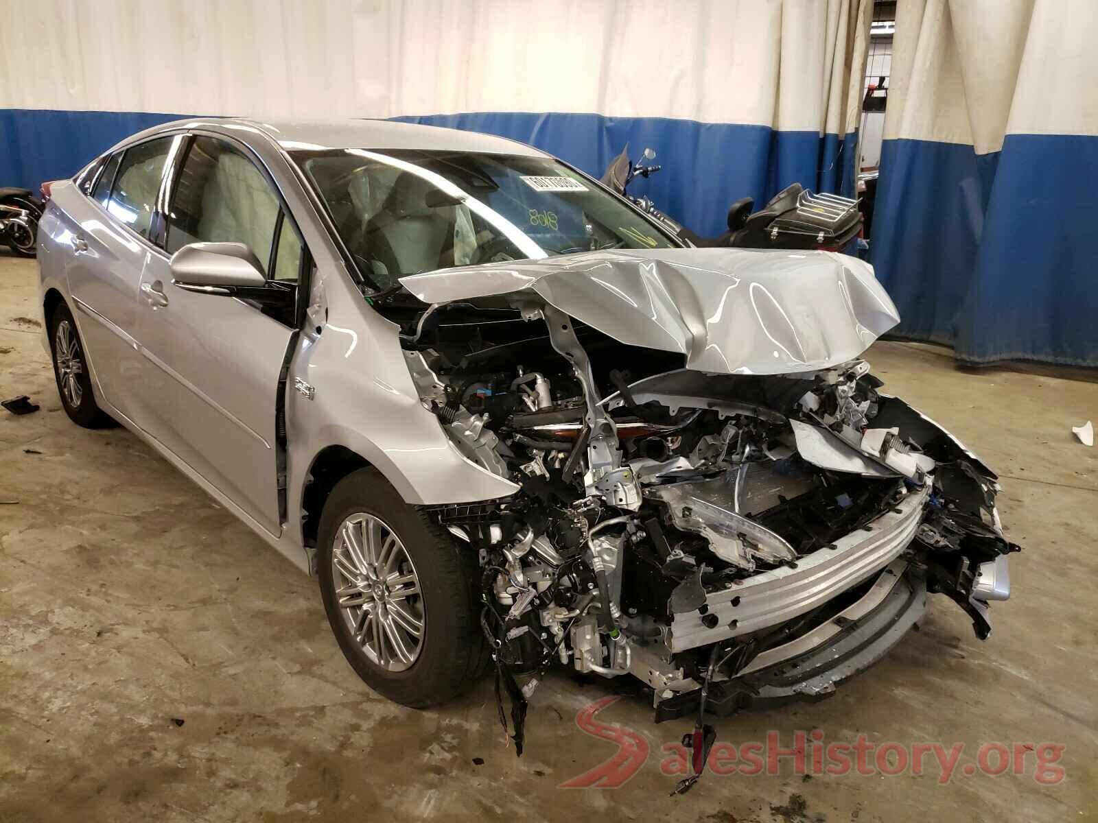 JTDKARFP3J3099511 2018 TOYOTA PRIUS