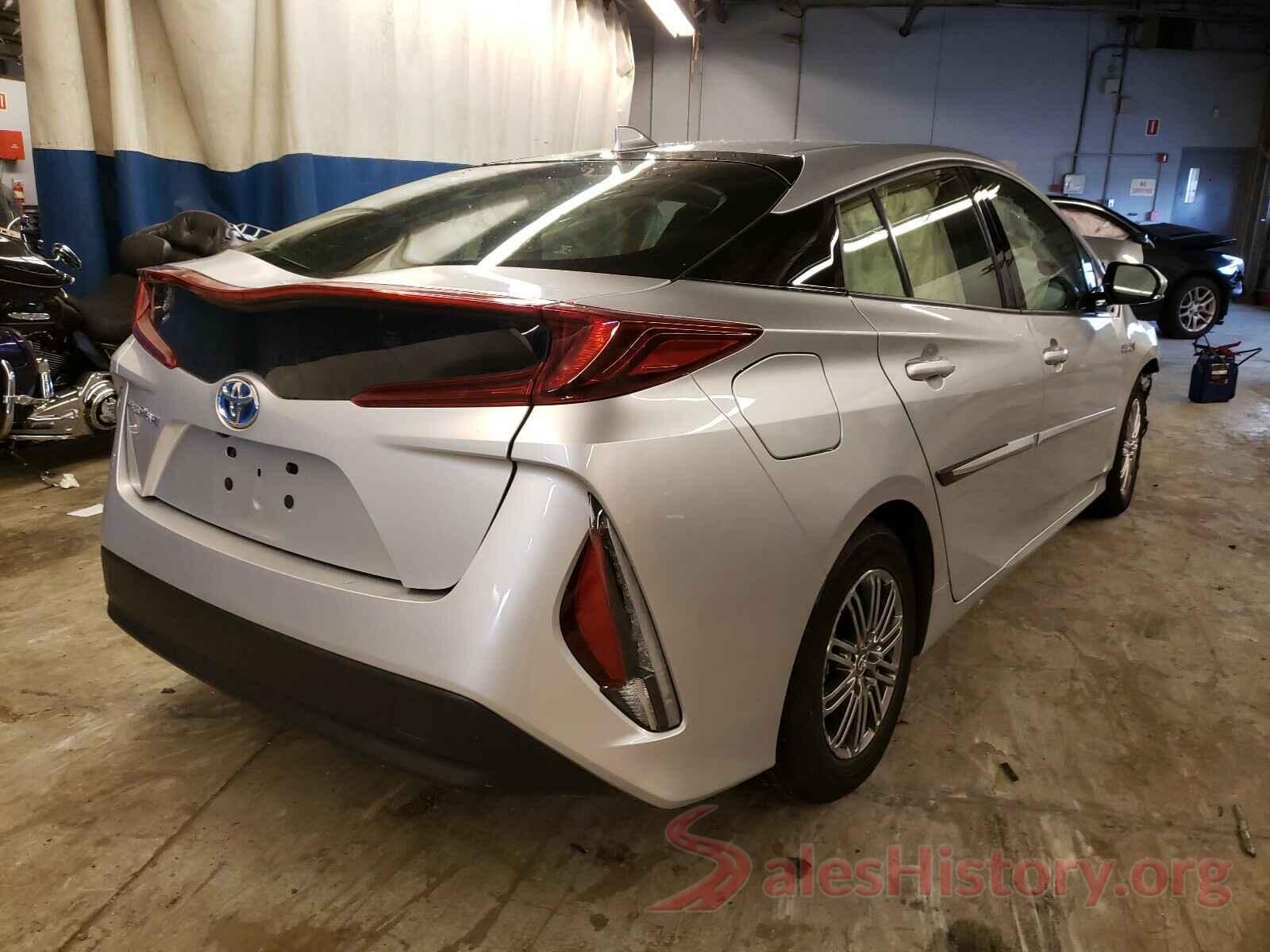 JTDKARFP3J3099511 2018 TOYOTA PRIUS