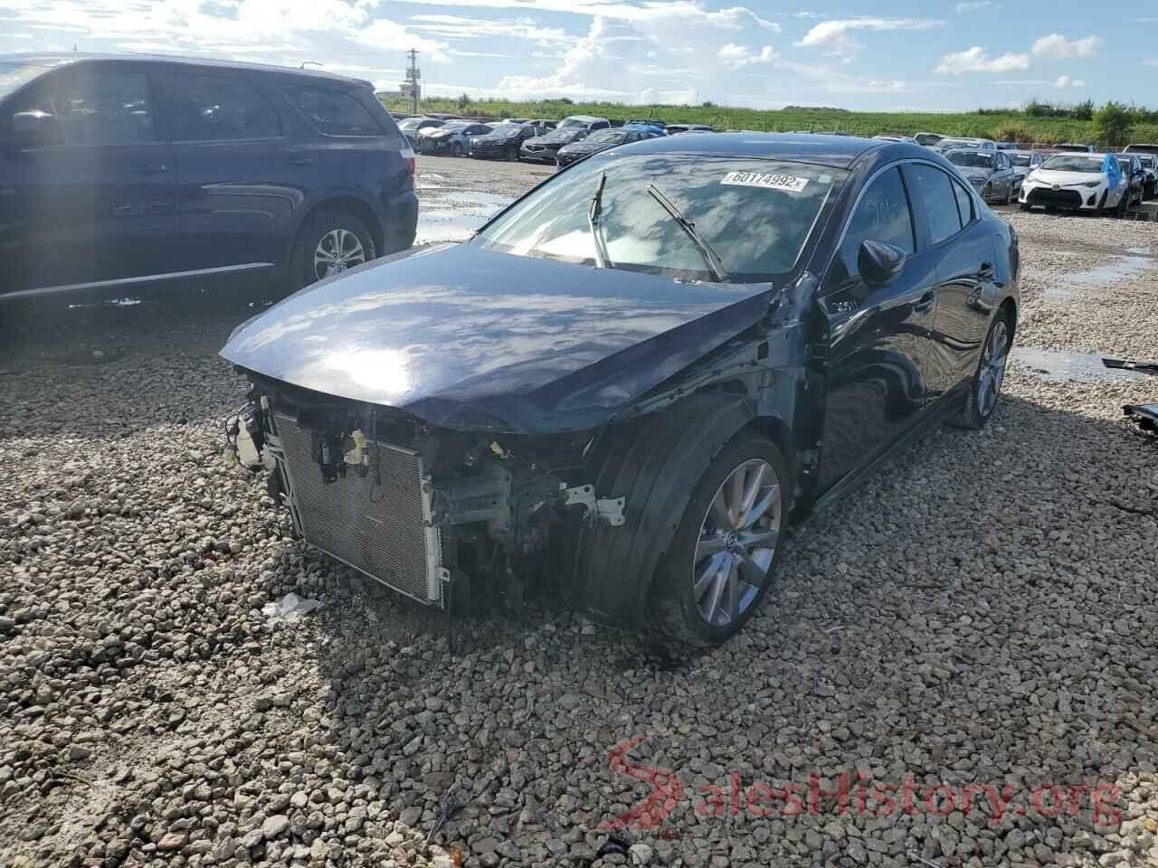 JM1BPAAL8K1127630 2019 MAZDA 3