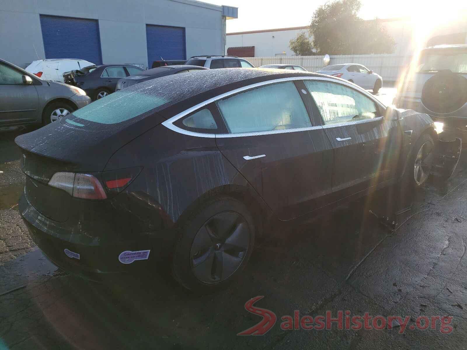 5YJ3E1EA7JF070300 2018 TESLA MODEL 3