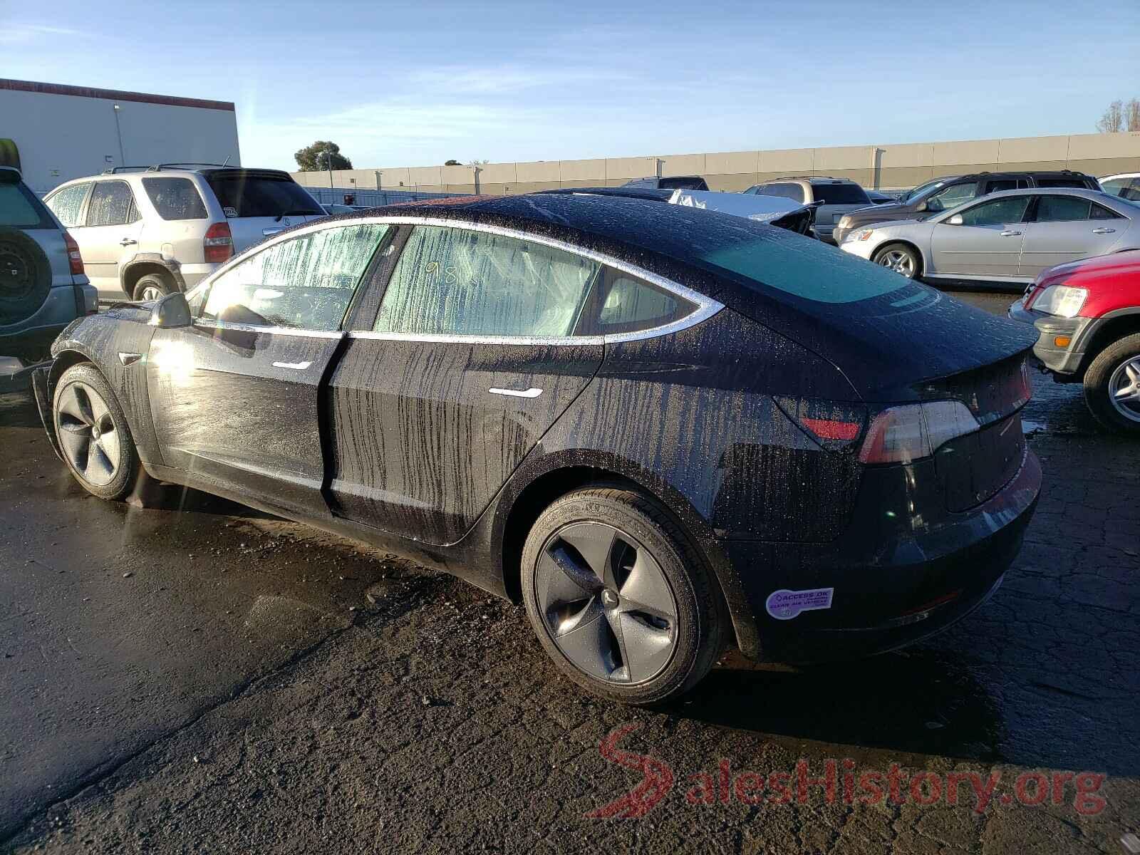 5YJ3E1EA7JF070300 2018 TESLA MODEL 3