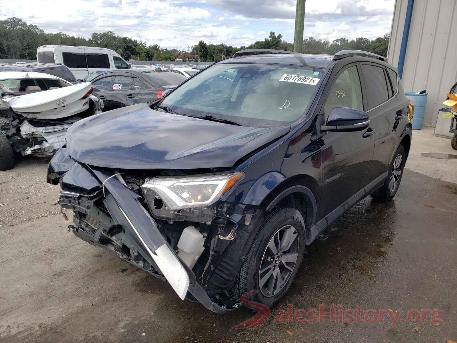 JTMWFREV1HJ139657 2017 TOYOTA RAV4