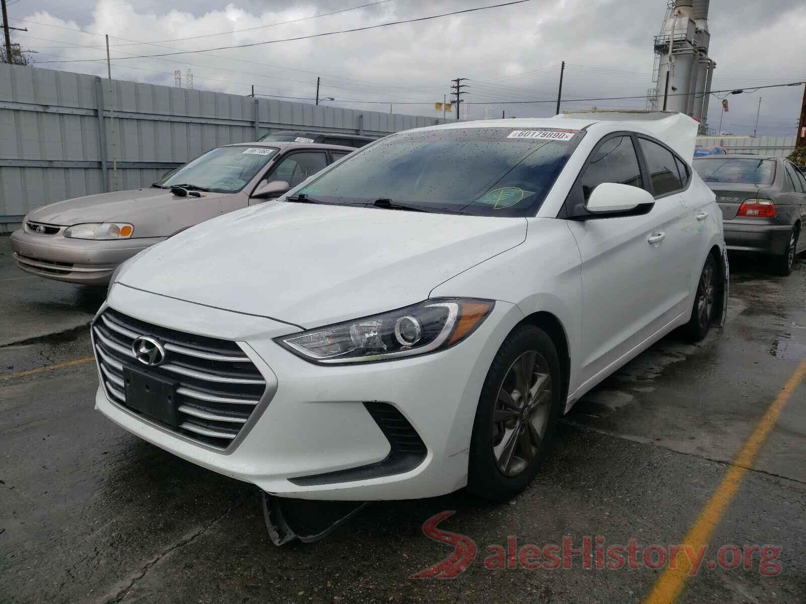 5NPD84LFXJH303065 2018 HYUNDAI ELANTRA