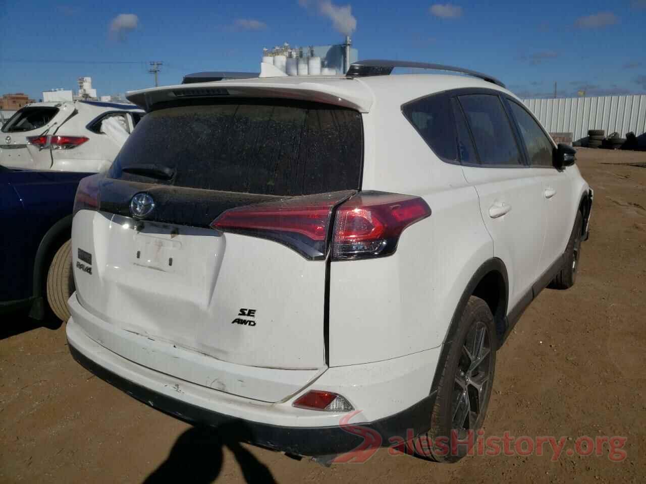 JTMJFREV2HJ704623 2017 TOYOTA RAV4