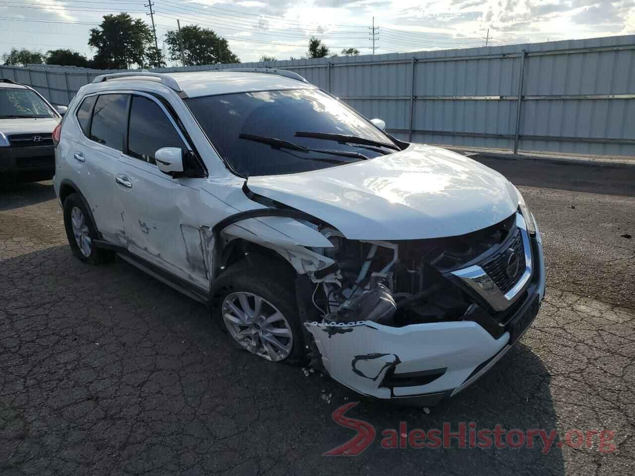 KNMAT2MT1JP534368 2018 NISSAN ROGUE