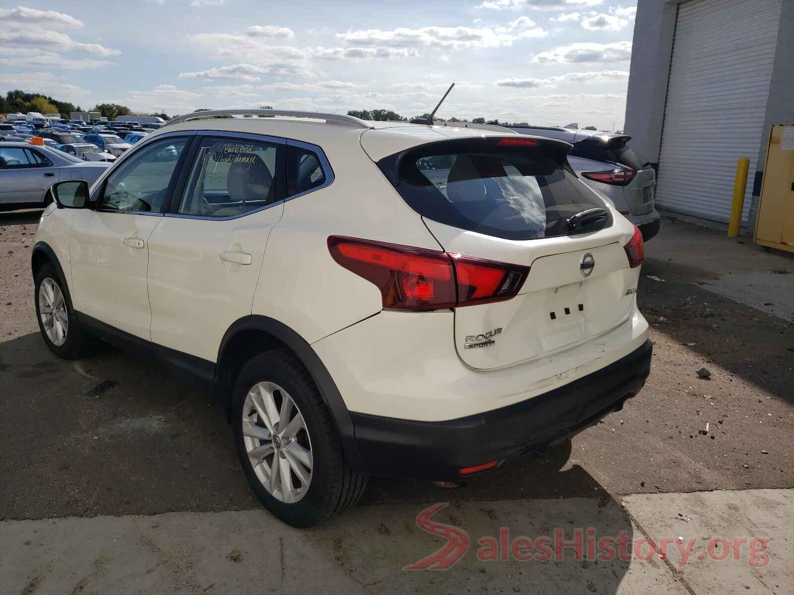 JN1BJ1CR4JW266516 2018 NISSAN ROGUE