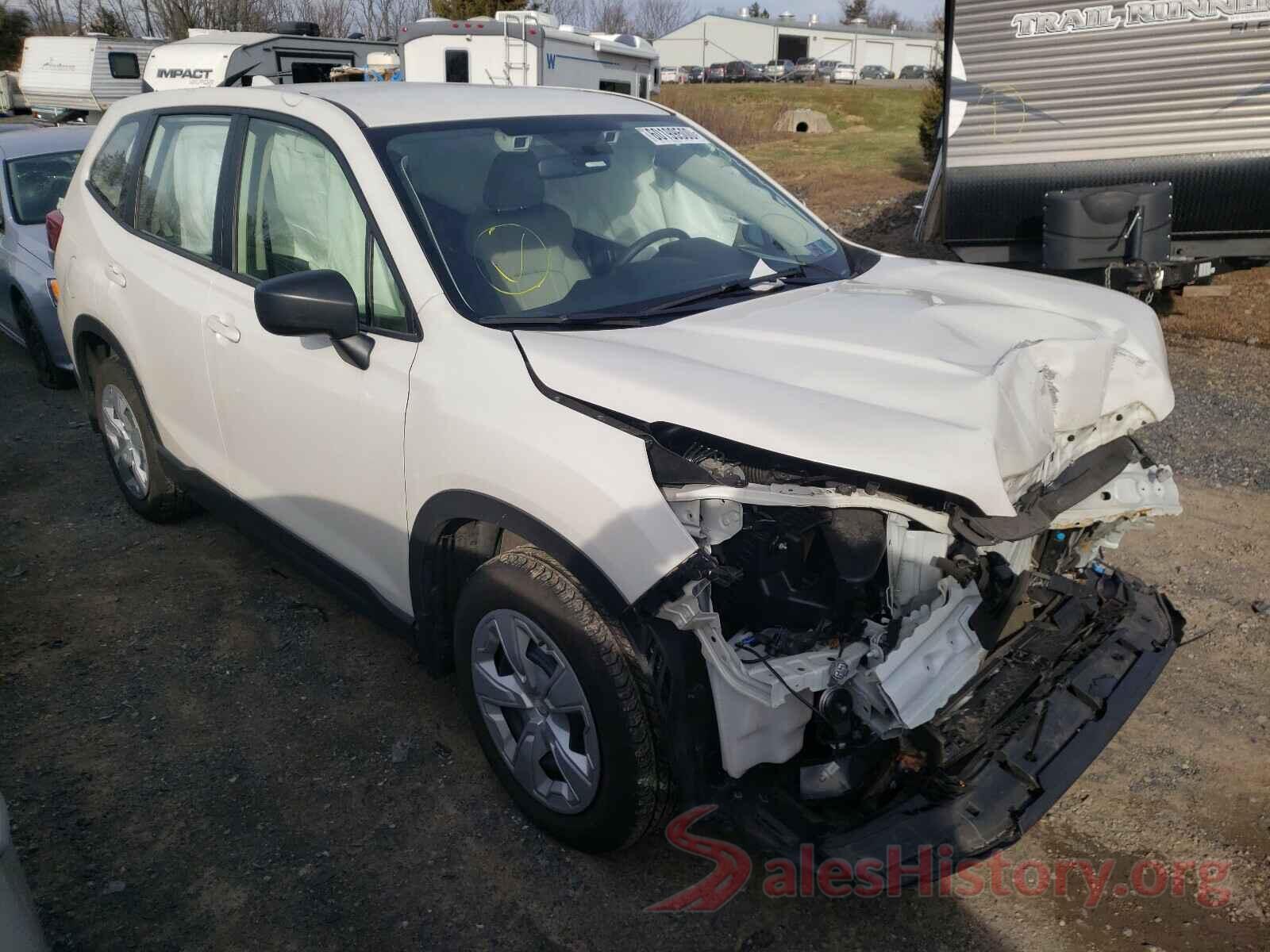 JF2SKAAC6KH405738 2019 SUBARU FORESTER