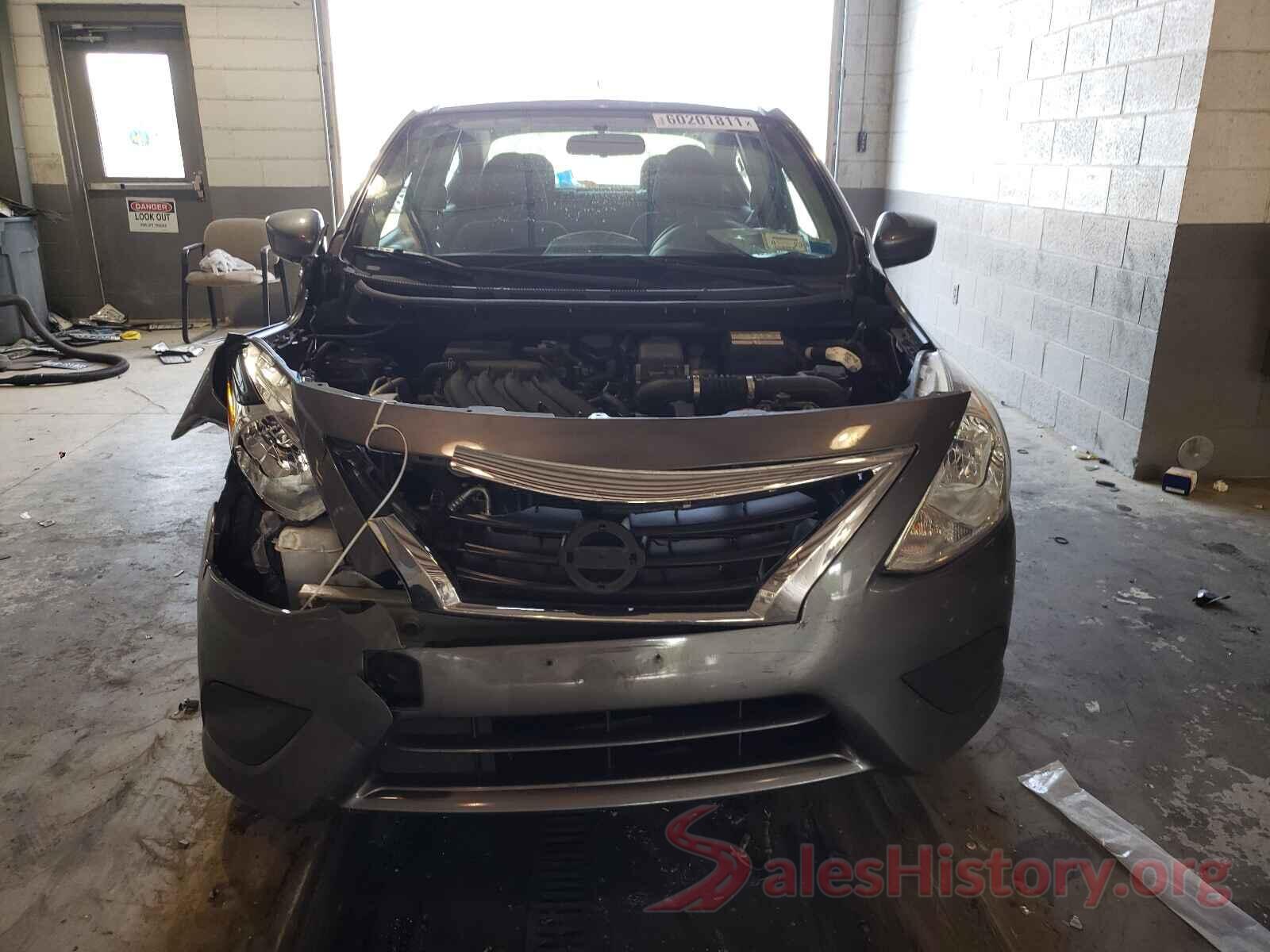 3N1CN7AP6HL864586 2017 NISSAN VERSA