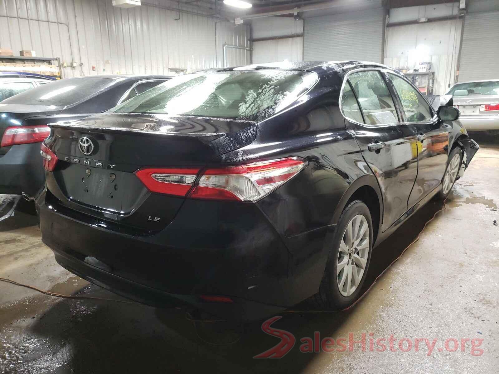 JTNB11HK9J3048075 2018 TOYOTA CAMRY