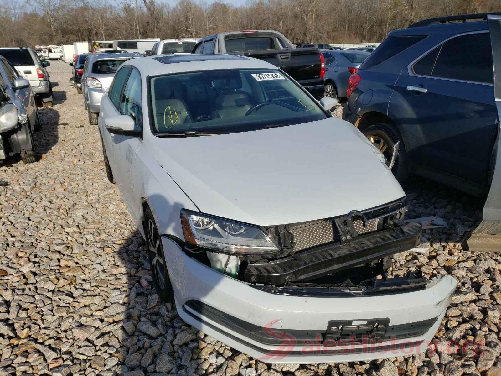 3VWB67AJ1HM272098 2017 VOLKSWAGEN JETTA