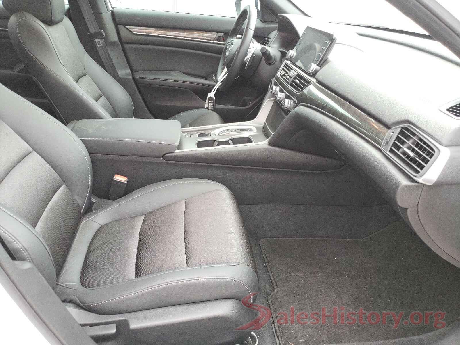 1HGCV2F34KA036011 2019 HONDA ACCORD