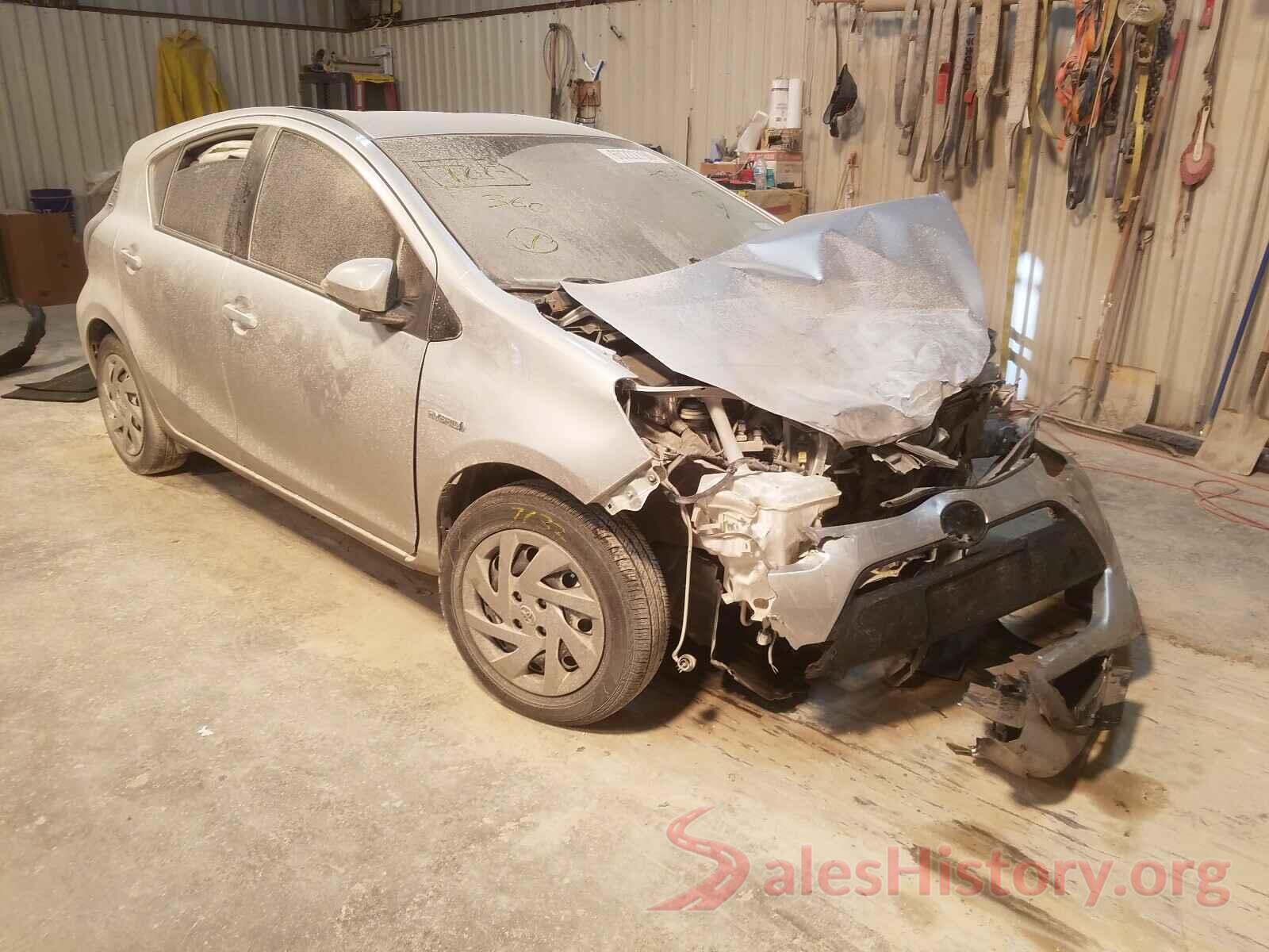 JTDKDTB30F1583596 2015 TOYOTA PRIUS