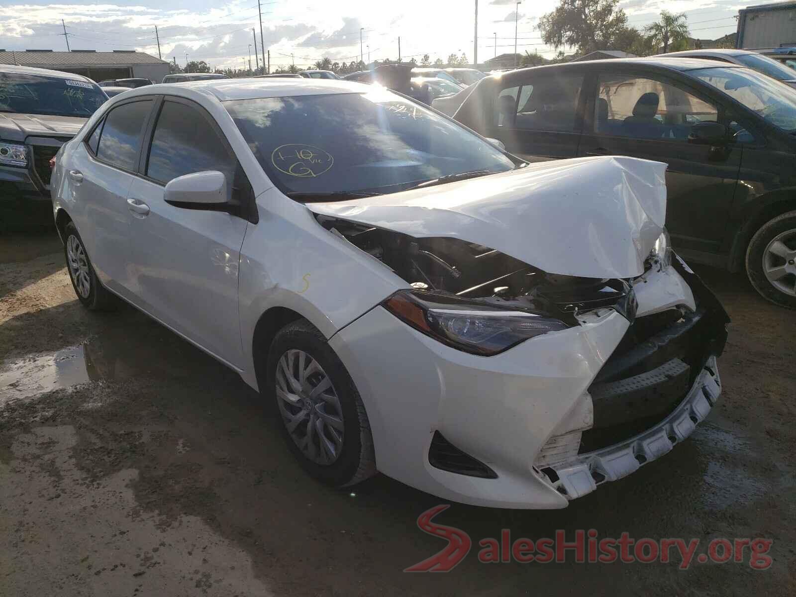 5YFBURHE1JP808169 2018 TOYOTA COROLLA