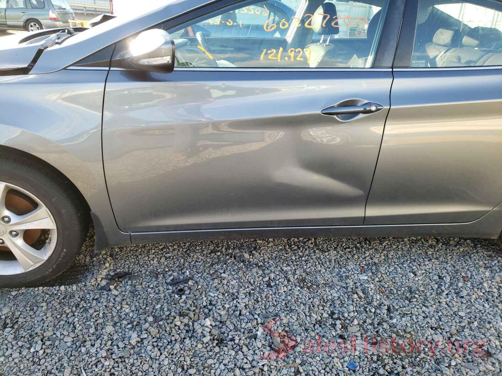 KMHDH4AE2GU605826 2016 HYUNDAI ELANTRA