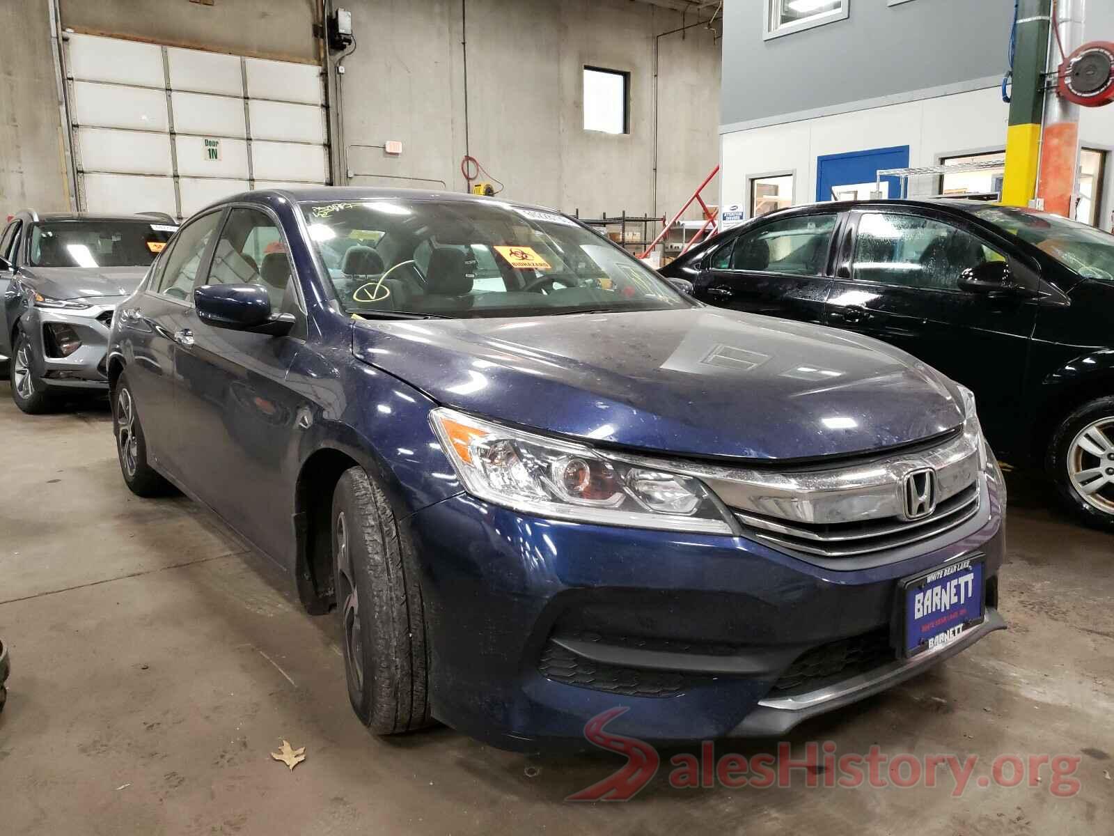 1HGCR2F38HA085919 2017 HONDA ACCORD