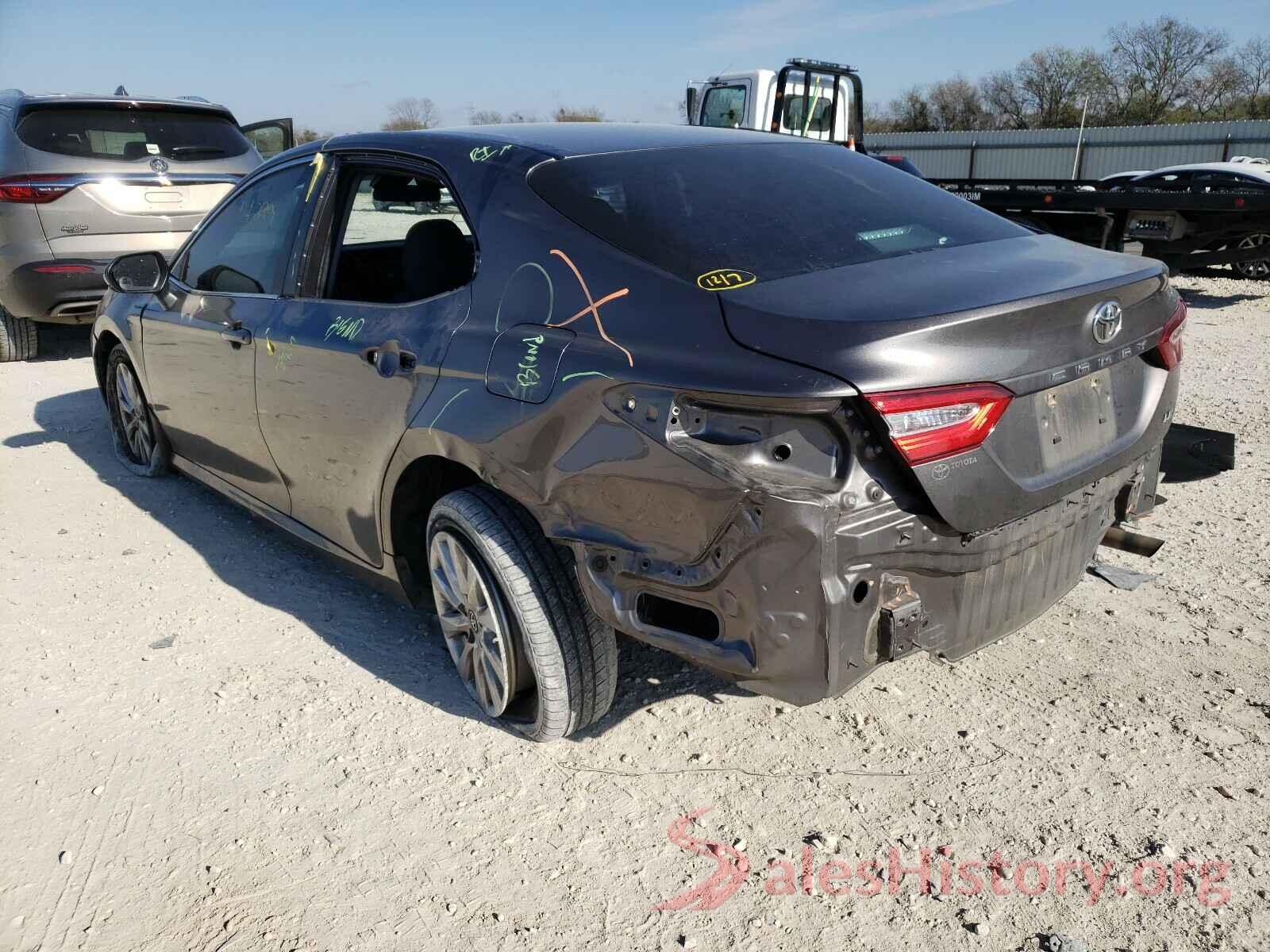 4T1B11HK2JU523785 2018 TOYOTA CAMRY