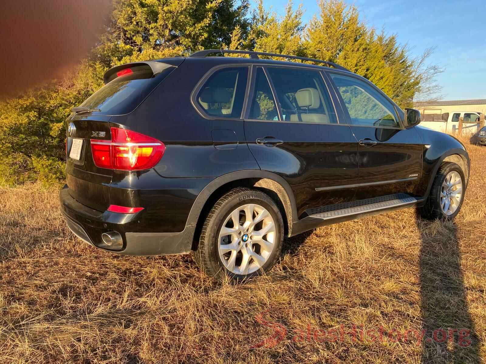 5UXZV4C54CL747982 2012 BMW X5