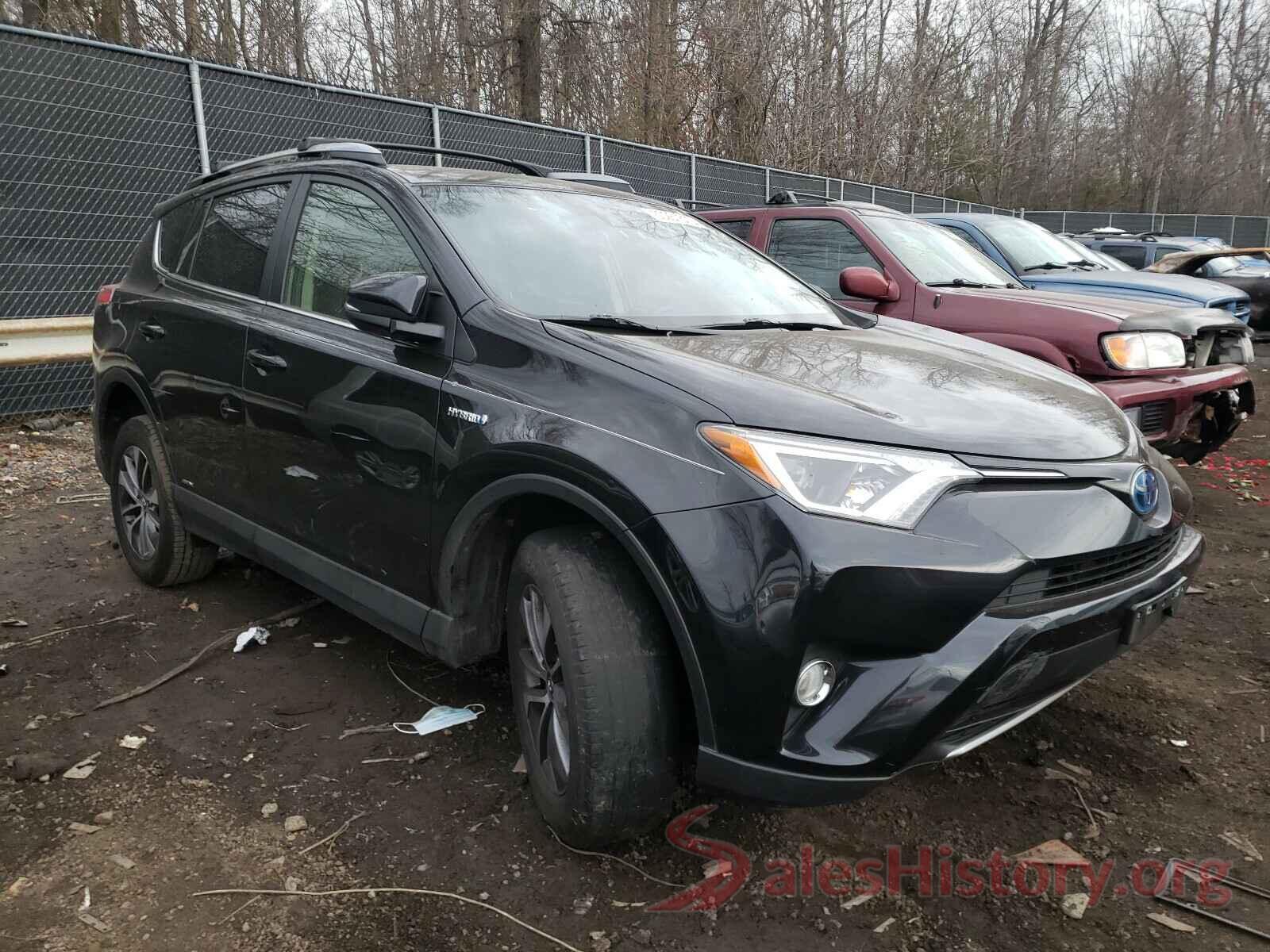 JTMRJREV1JD193749 2018 TOYOTA RAV4