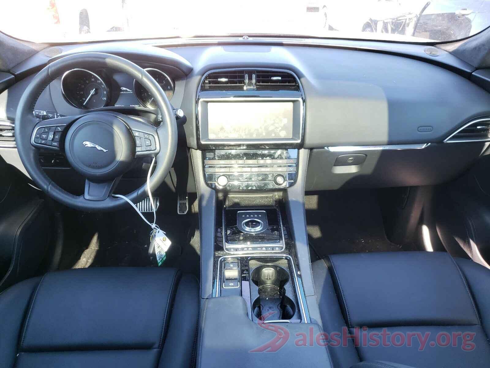 SADCJ2FX0KA367525 2019 JAGUAR F-PACE