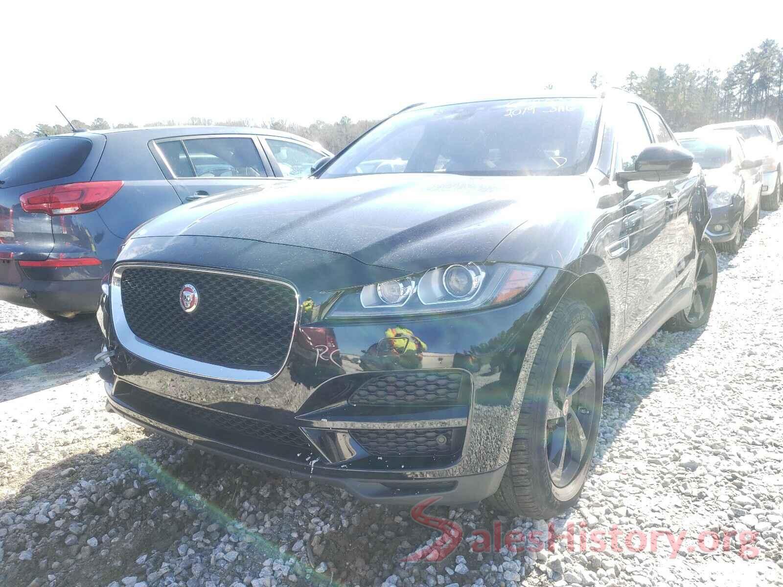 SADCJ2FX0KA367525 2019 JAGUAR F-PACE