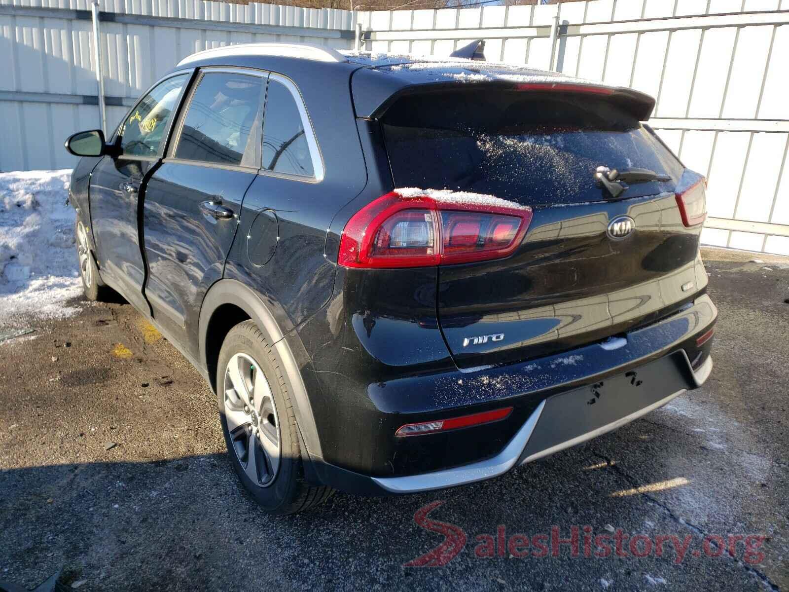 KNDCB3LC4K5220469 2019 KIA NIRO