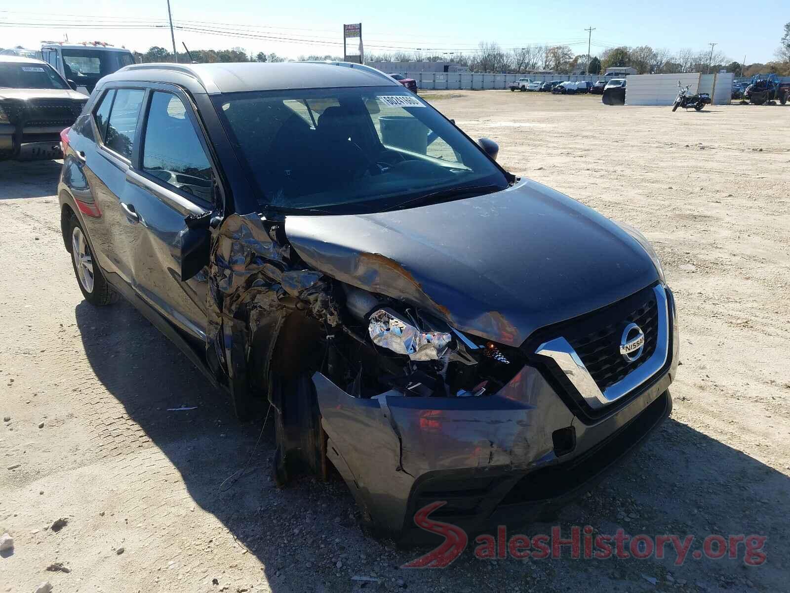 3N1CP5CUXJL529709 2018 NISSAN KICKS