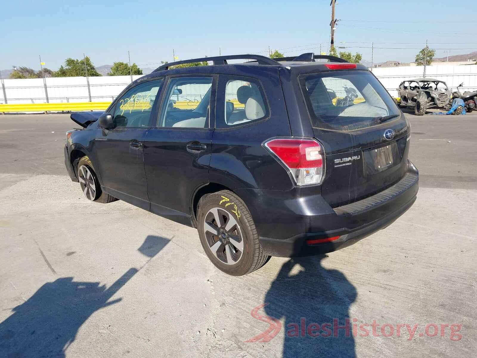 JF2SJABC7JH523412 2018 SUBARU FORESTER