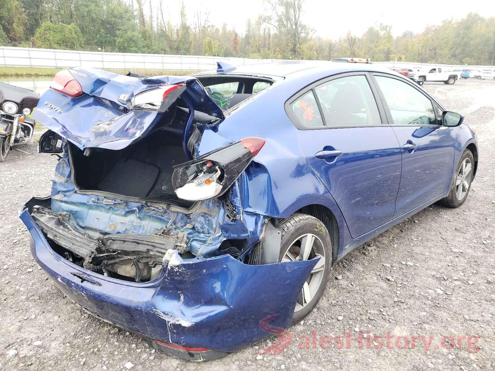 3KPFL4A70JE216167 2018 KIA FORTE