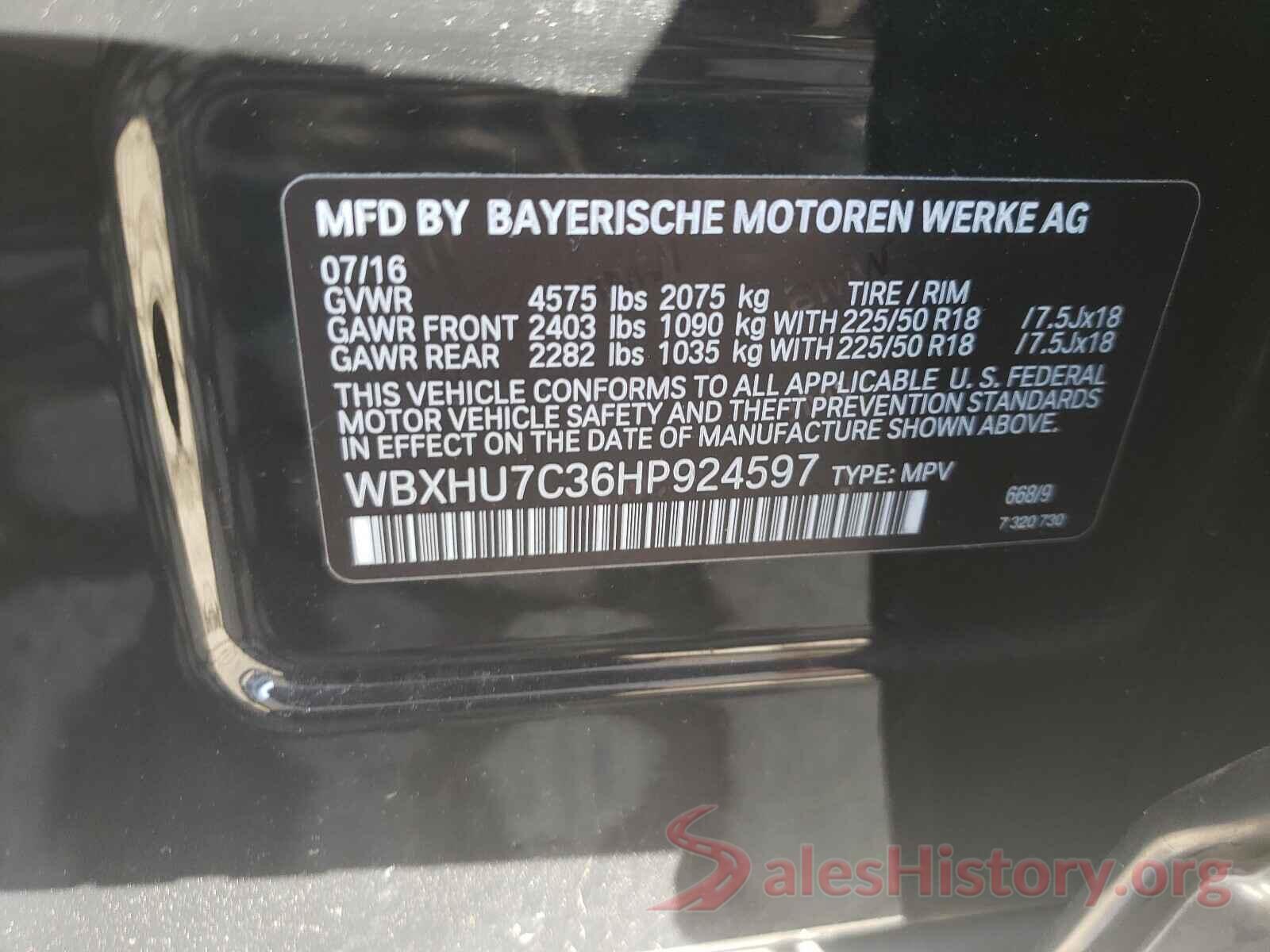 WBXHU7C36HP924597 2017 BMW X1