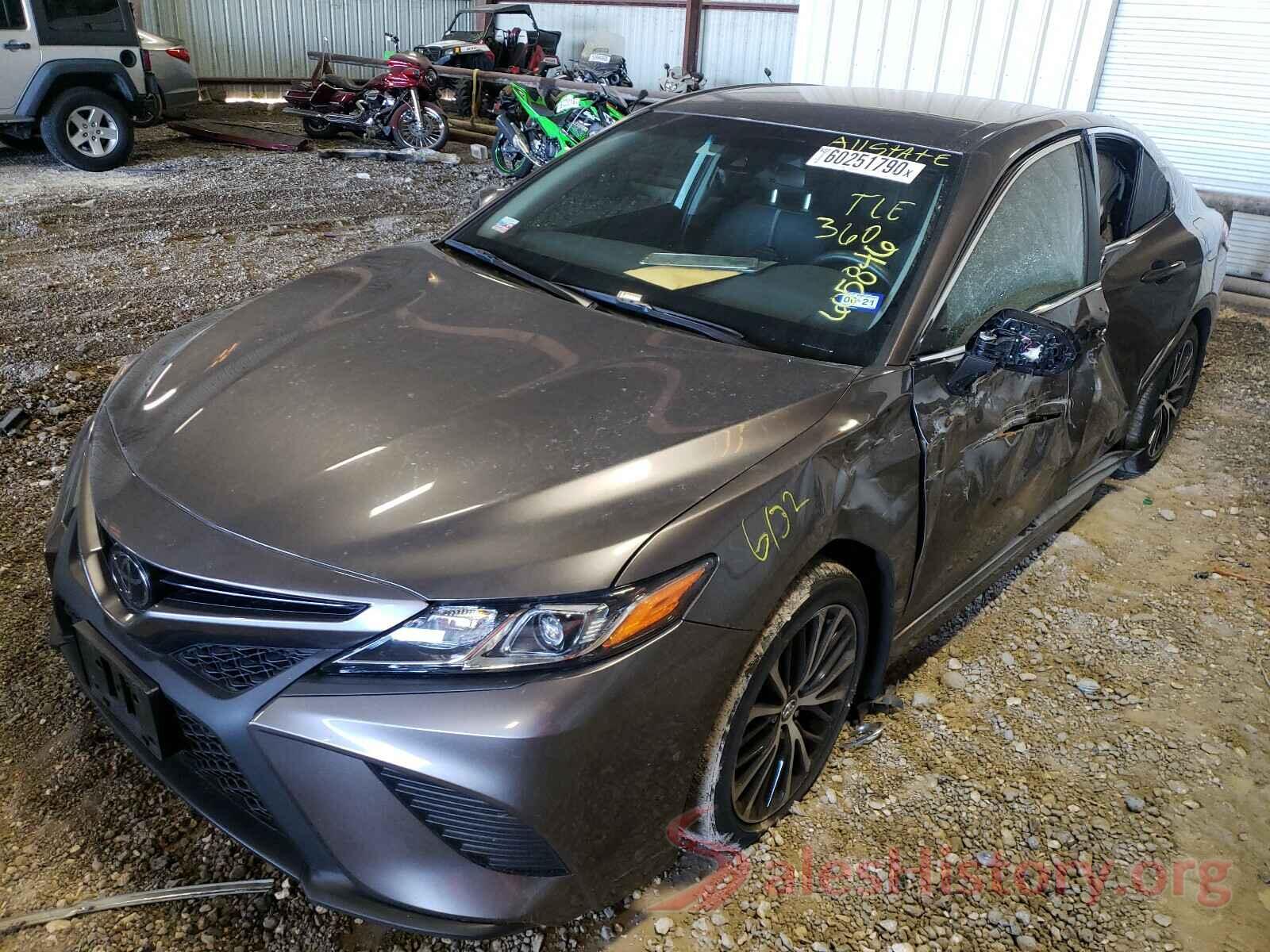 4T1B11HK1JU605846 2018 TOYOTA CAMRY