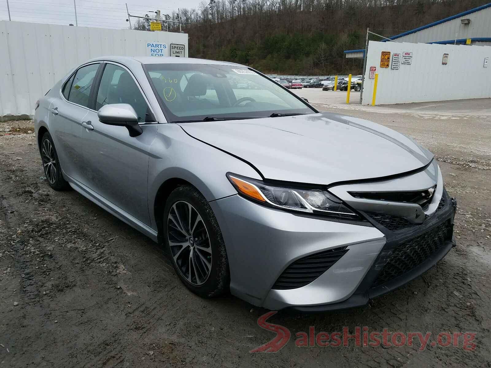 4T1B11HK3JU004681 2018 TOYOTA CAMRY