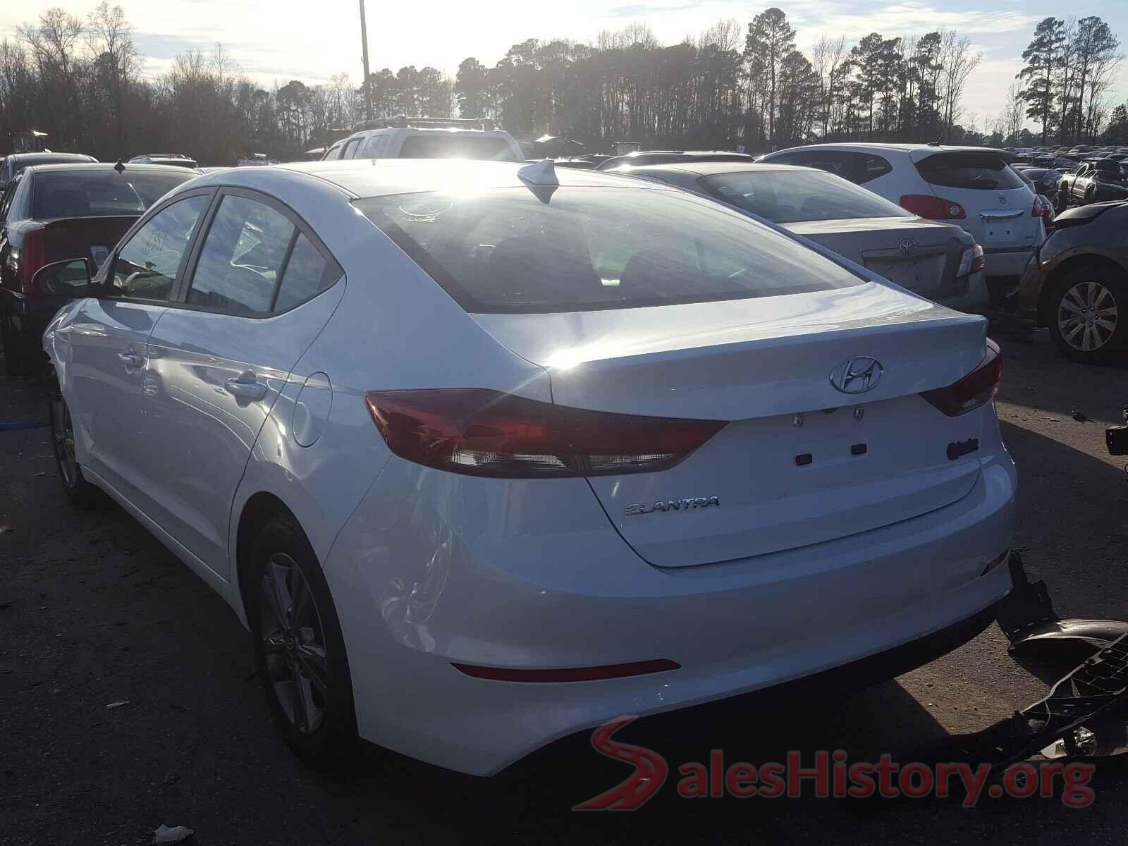 5NPD84LF4JH372821 2018 HYUNDAI ELANTRA