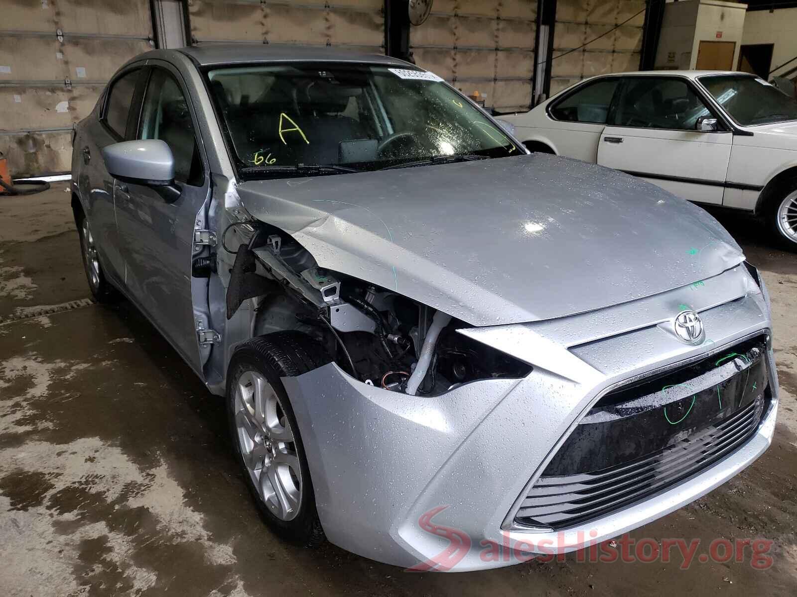 3MYDLBYVXJY303347 2018 TOYOTA YARIS